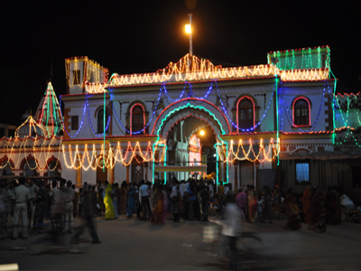 Mandir Evm Rajmahal Dwar 